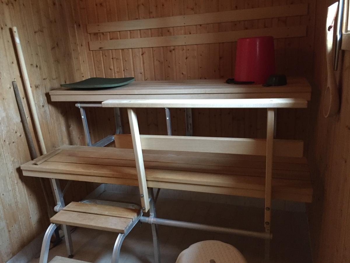 Stuga Vid Hedenaesets Stencafe Kültér fotó
